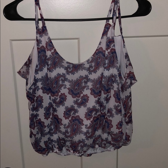 crop top - Picture 2 of 2